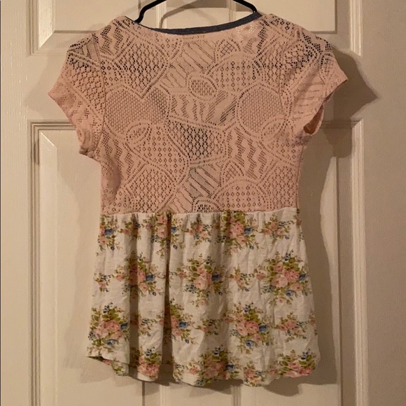 Knit Crochet Floral Top - Picture 2 of 3